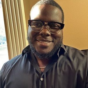 Meet your Posher, Leland